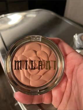 Milani Blush Compact - romantic rose 01